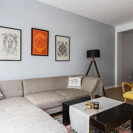 Spacious Apt W/ Amazing Location Istanbul