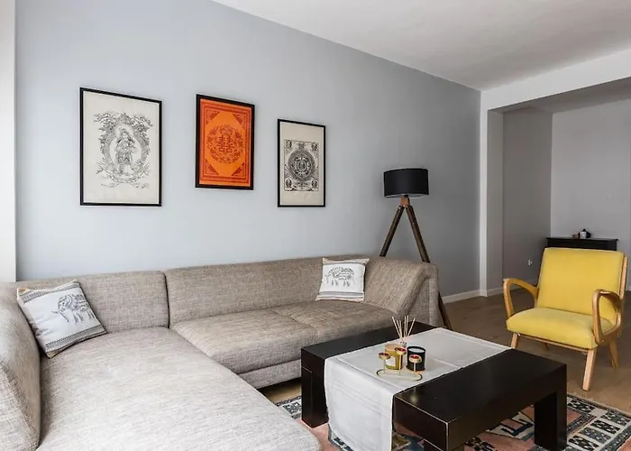 Spacious W/ Amazing Location Istambul