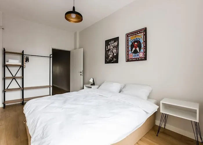 Spacious W/ Amazing Location Appartement