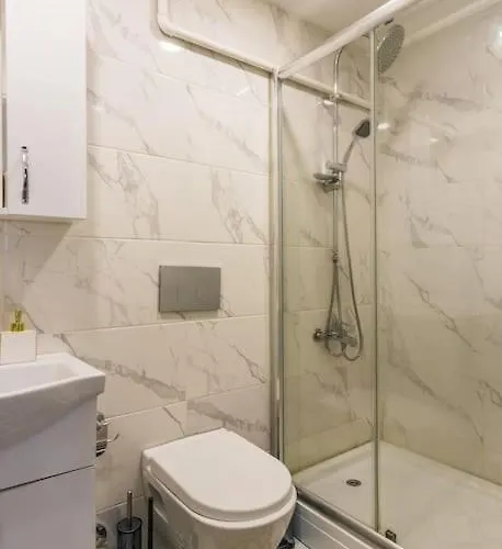 Spacious W/ Amazing Location Appartement Istambul